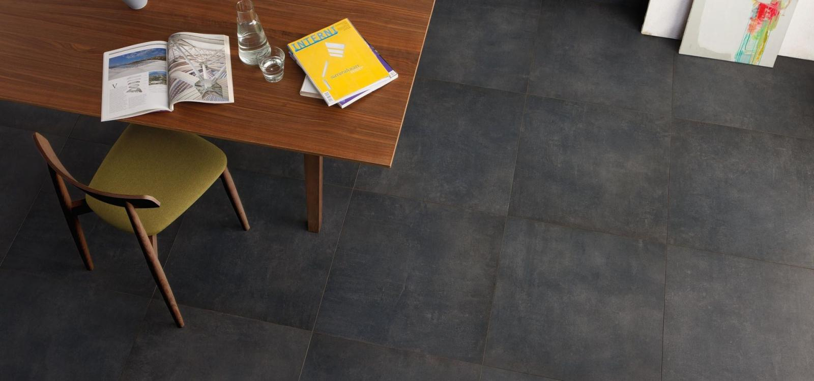 concrete-black-living-1417x1059